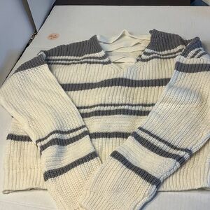 Derek Heart Gray and Cream V-Neck Sweater
